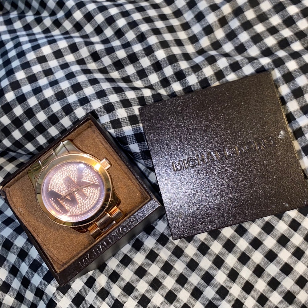 Micheal kors gold watch